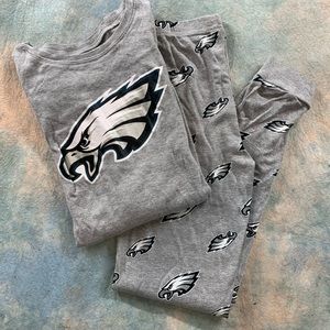 NFL Philadelphia Eagles Long-Sleeve PJ Set!